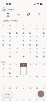 Calendar view with sun and moon icons